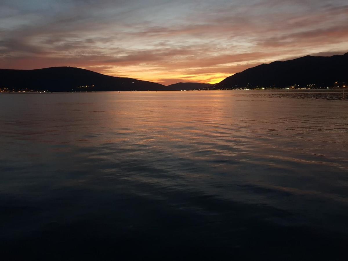 Apartamento Sunset Tivat Exterior foto